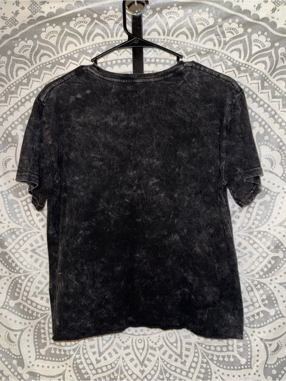 WALLEN Graphic Tee - Black Vintage Wash women’s tee - Picture 2 of 4
